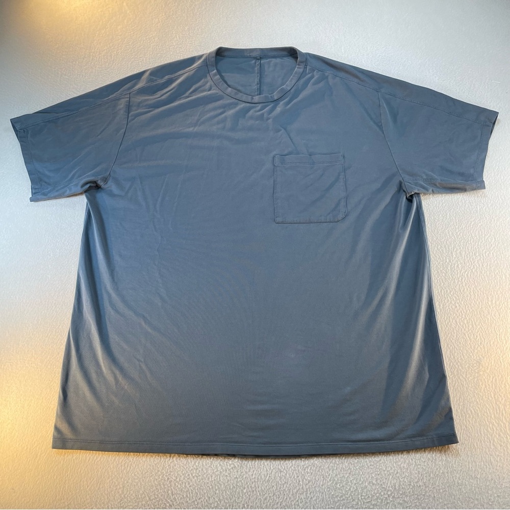 Lululemon Mens Activewear Chest Pocket T Shirt - Picture 3 of 9